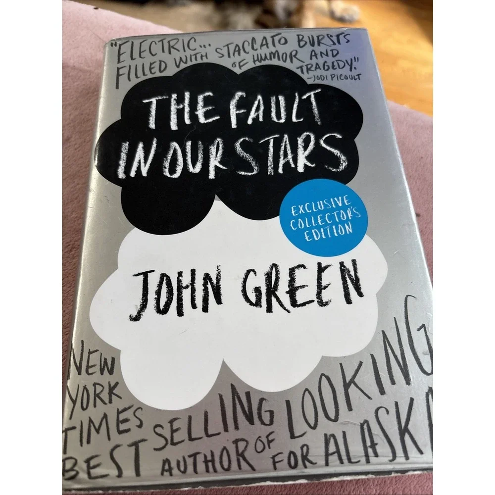 Fault in Our Stars by John Green (Hardcover)